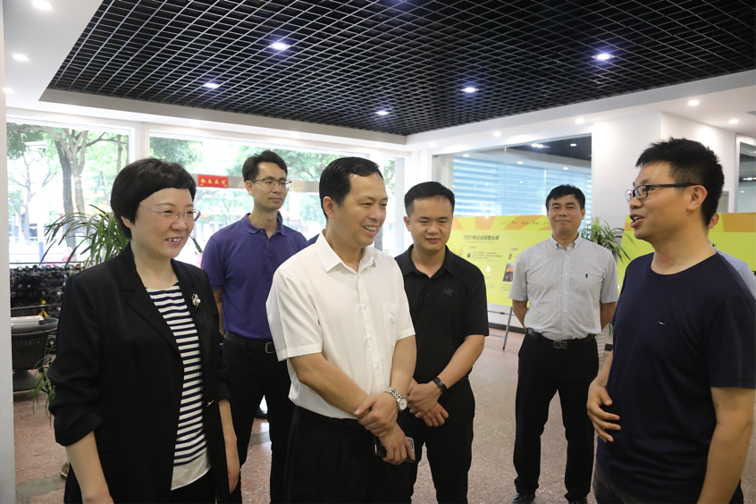 桂林市副市長羅賢瑞蒞臨力源集團調研指導